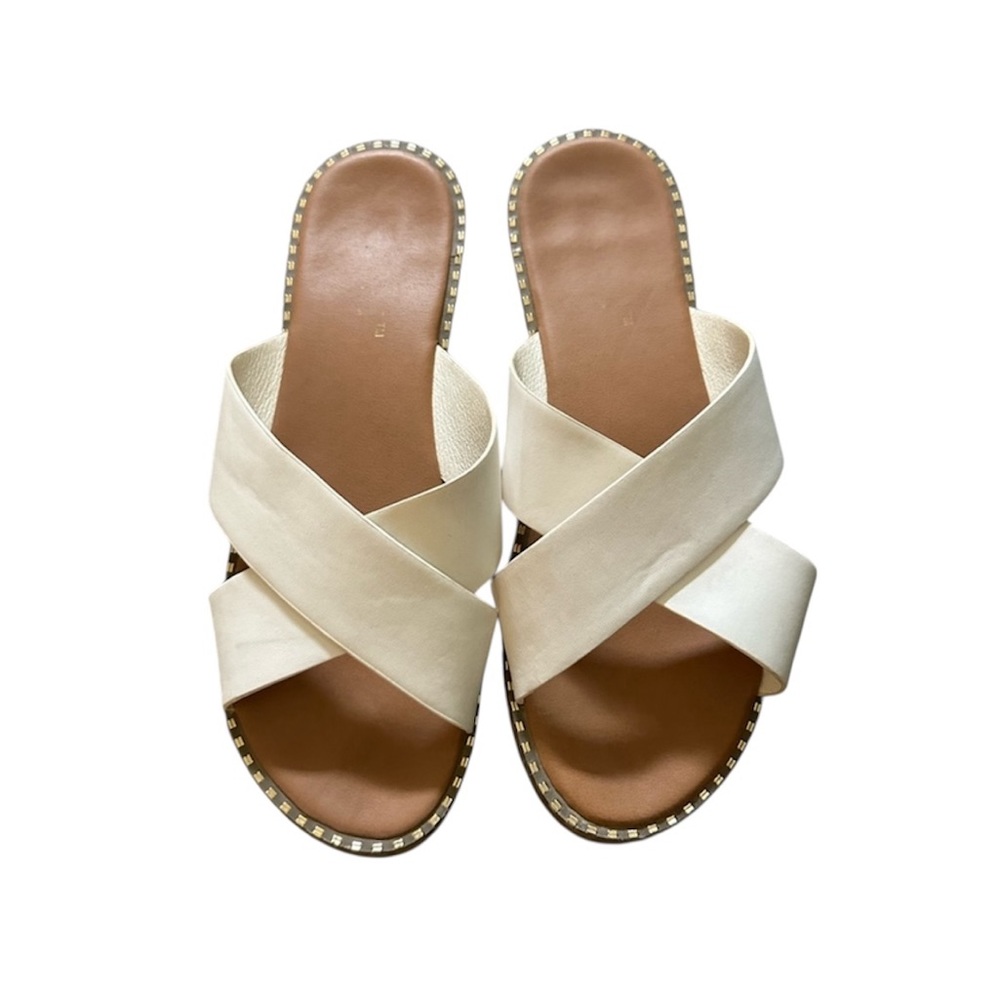 Woman’s X Cross Sandals